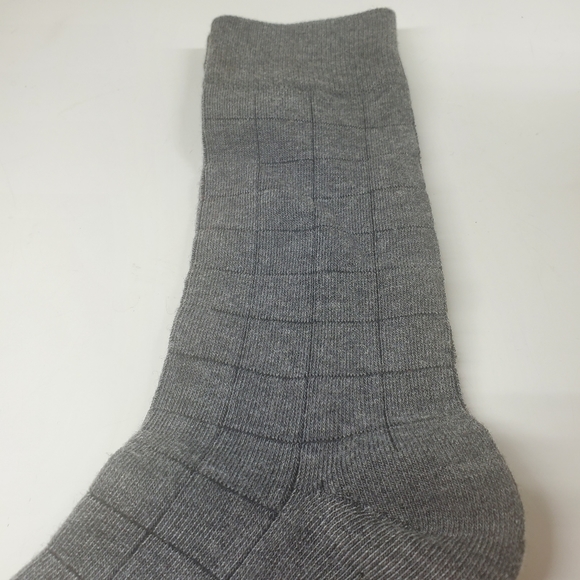 Mens Gray Box Dress Socks - Picture 2 of 4